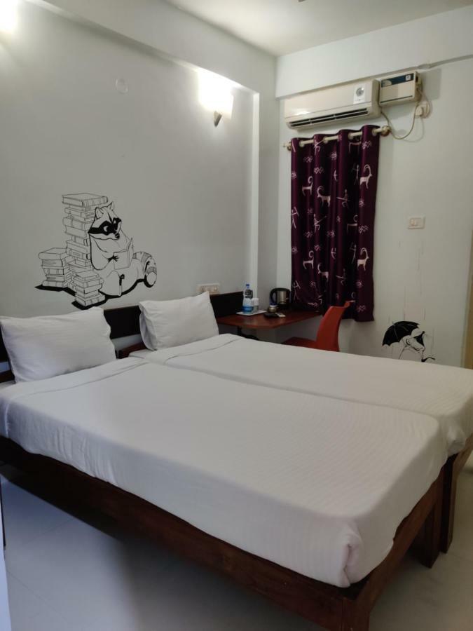 Raccoon Rooms Mysore Εξωτερικό φωτογραφία